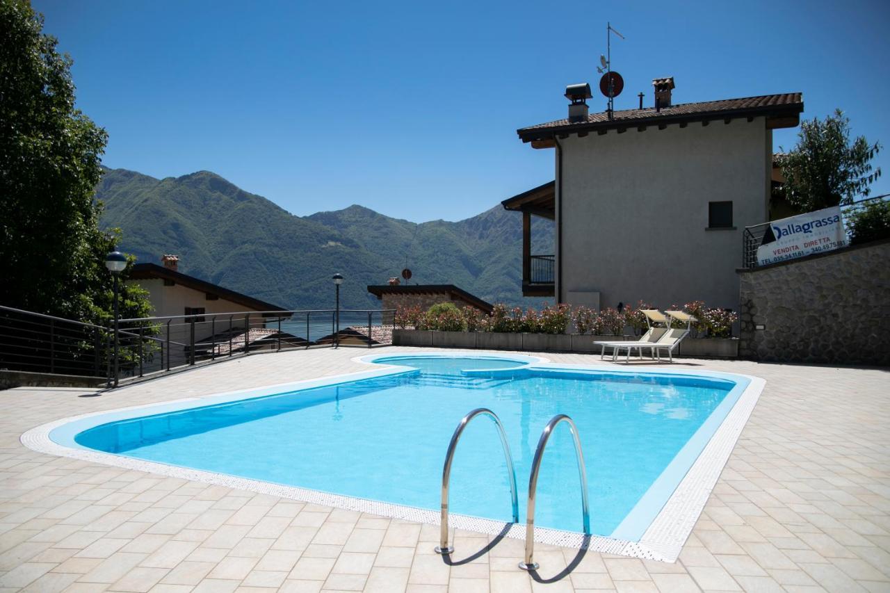 Iseolakerental - Casa Cuneo Costa Volpino Esterno foto
